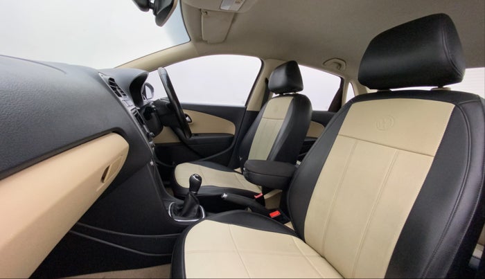2017 Volkswagen Ameo HIGHLINE1.5L, Diesel, Manual, 1,10,257 km, Right Side Front Door Cabin