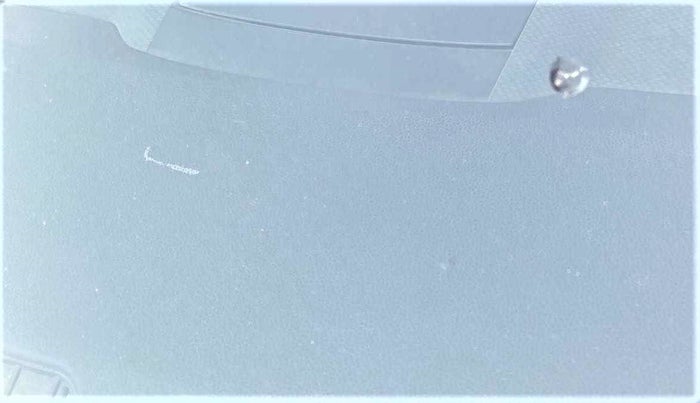 2010 Maruti Ritz VXI, Petrol, Manual, 41,372 km, Front windshield - Minor spot on windshield