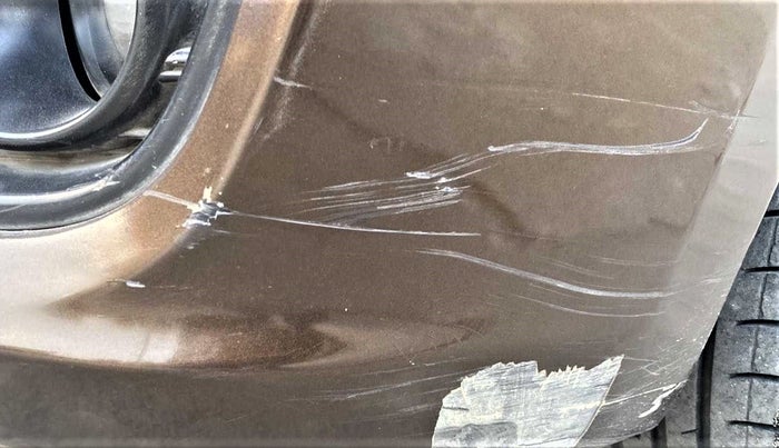 2015 Maruti Ciaz ZXI, Petrol, Manual, 60,412 km, Front bumper - Paint has minor damage