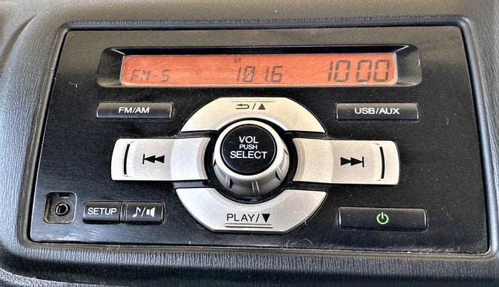 2014 Honda Brio S MT, Petrol, Manual, 70,746 km, Infotainment system - MP3 player - Not Working