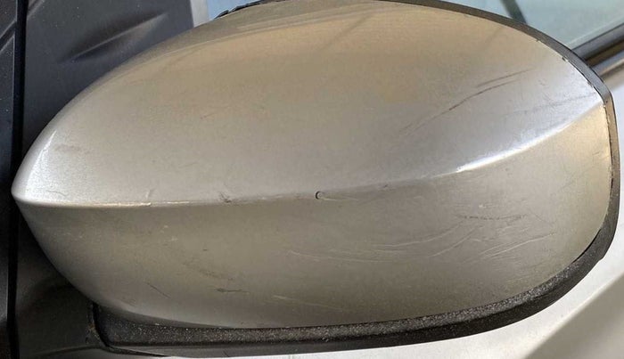 2014 Honda Brio S MT, Petrol, Manual, 70,746 km, Left rear-view mirror - Cover has minor damage
