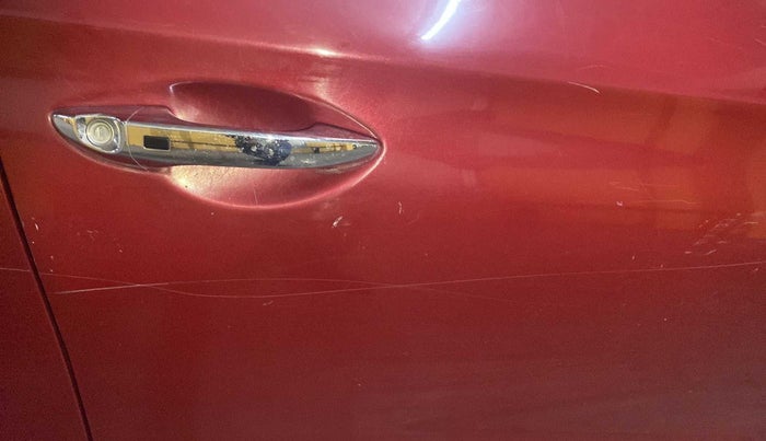 2015 Hyundai Elite i20 SPORTZ 1.2 (O), Petrol, Manual, 72,192 km, Driver-side door - Minor scratches