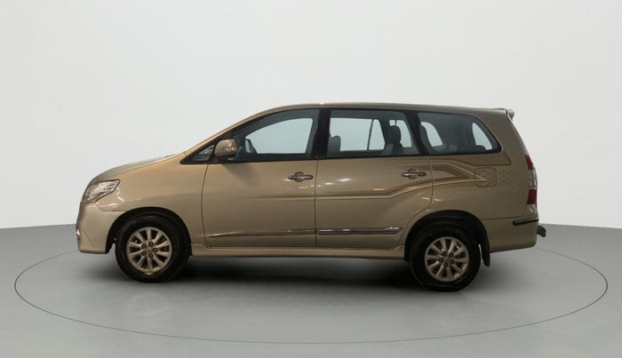 2013 Toyota Innova 2.5 ZX 7 STR, Diesel, Manual, 1,11,361 km, Left Side