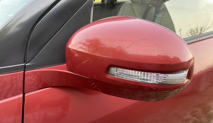 2014 Maruti Swift VXI, Petrol, Manual, 44,597 km, Left rear-view mirror - Minor scratches
