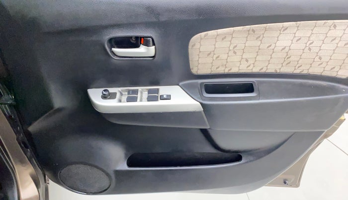 2016 Maruti Wagon R 1.0 VXI AMT, Petrol, Automatic, 76,658 km, Driver Side Door Panels Control