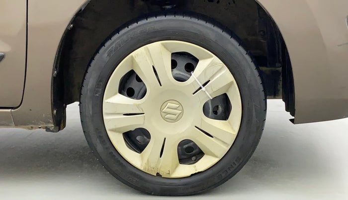 2016 Maruti Wagon R 1.0 VXI AMT, Petrol, Automatic, 76,658 km, Right Front Wheel