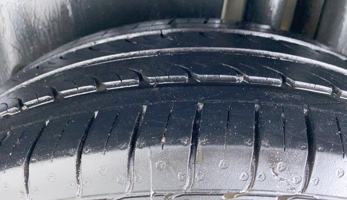 2021 Maruti Ciaz 1.5 SIGMA SHVS, Petrol, Manual, 18,855 km, Left Rear Tyre Tread