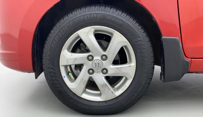 2016 Maruti Celerio ZXI (O), Petrol, Manual, 1,08,582 km, Left Front Wheel