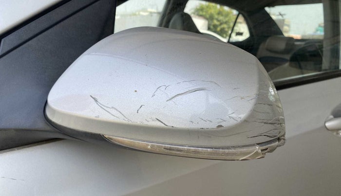 2014 Hyundai Xcent S 1.2, Petrol, Manual, 57,000 km, Left rear-view mirror - Indicator light has minor damage