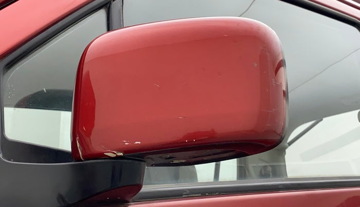 2015 Maruti Wagon R 1.0 VXI, Petrol, Manual, 73,805 km, Left rear-view mirror - Cover has minor damage