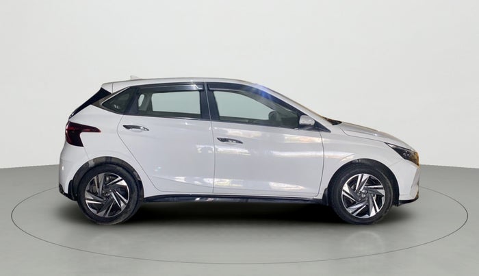 2021 Hyundai NEW I20 ASTA (O) 1.2 MT, Petrol, Manual, 16,455 km, Right Side