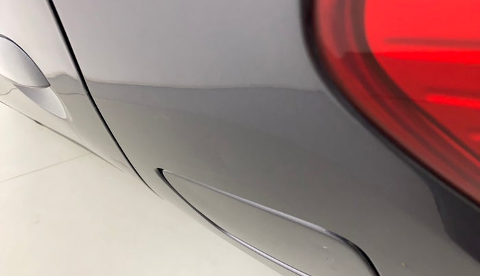 2015 Hyundai i10 SPORTZ 1.1, Petrol, Manual, 76,153 km, Left quarter panel - Slightly dented