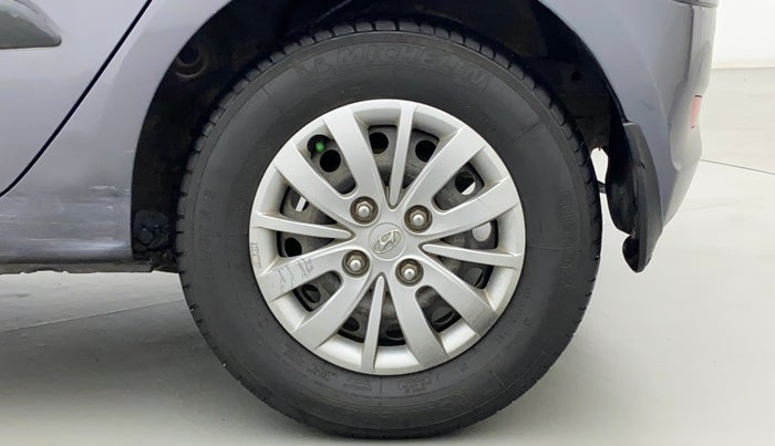 2015 Hyundai i10 SPORTZ 1.1, Petrol, Manual, 76,153 km, Left Rear Wheel