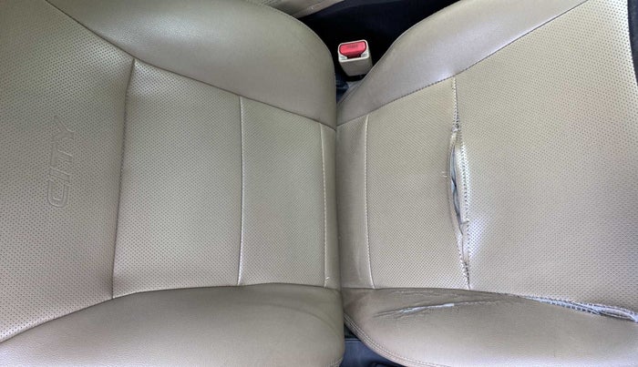 2019 Honda City 1.5L I-VTEC V MT, Petrol, Manual, 44,445 km, Driver seat - Cover slightly torn