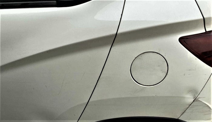 2016 Mahindra Kuv100 K8 6 STR, Petrol, Manual, 22,516 km, Left quarter panel - Minor scratches