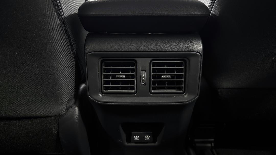 2022 Toyota RAV4 Gx (AWD) Hybrid, Automatic, 41028 km, Rear A/C Vent