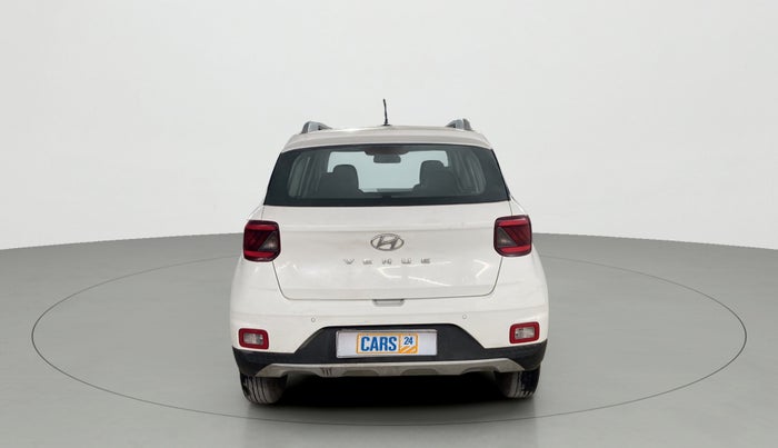 2020 Hyundai VENUE S 1.2, Petrol, Manual, 27,058 km, Back/Rear