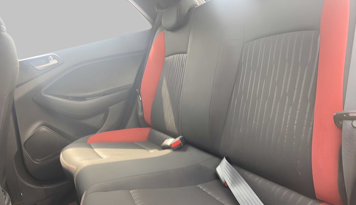 2018 Hyundai Elite i20 ASTA 1.4 CRDI DUAL TONE, Diesel, Manual, 36,593 km, Right Side Rear Door Cabin