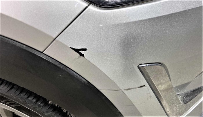2022 Nissan MAGNITE XE, Petrol, Manual, 10,179 km, Front bumper - Minor scratches