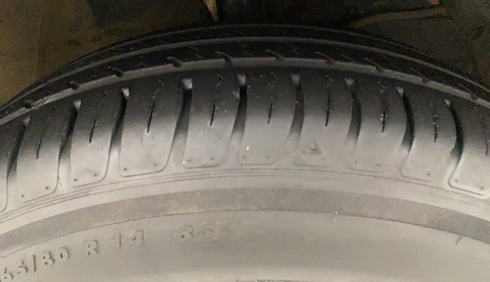2020 Maruti Swift VXI, Petrol, Manual, 16,859 km, Right Front Tyre Tread