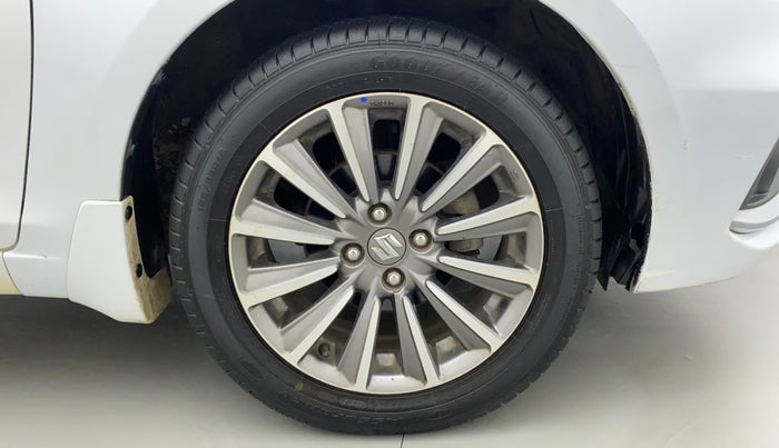 2019 Maruti Ciaz ALPHA 1.5 SHVS PETROL, Petrol, Manual, 49,126 km, Right Front Wheel
