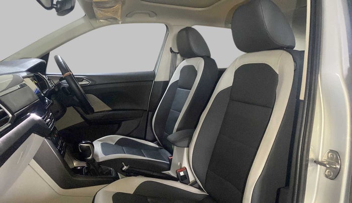 2022 Volkswagen TAIGUN TOPLINE 1.0 TSI AT, Petrol, Automatic, 4,064 km, Right Side Front Door Cabin