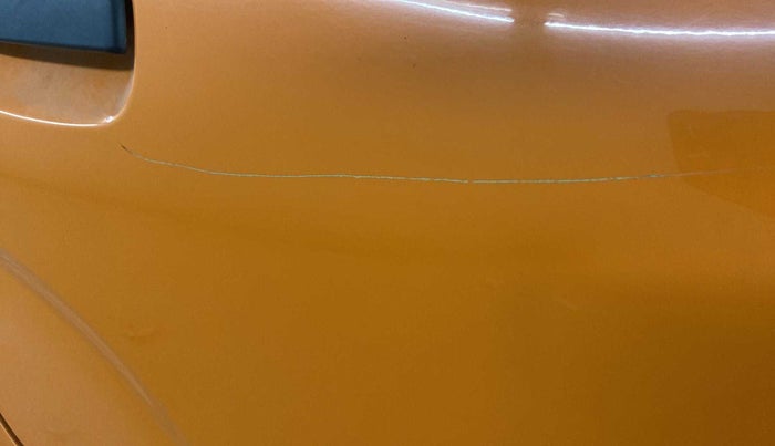 2021 Maruti S PRESSO VXI CNG, CNG, Manual, 22,620 km, Right rear door - Minor scratches