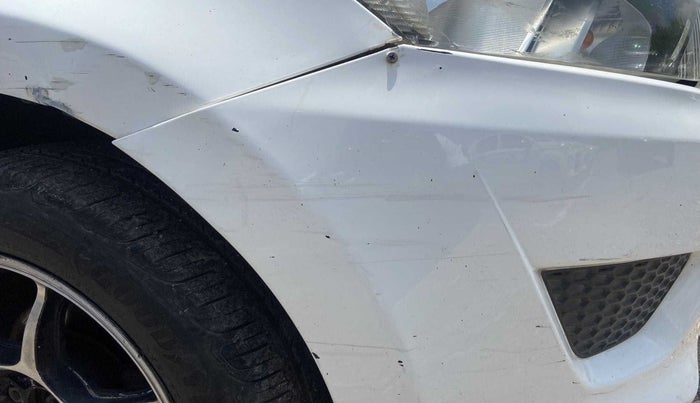 2016 Datsun Go Plus T, Petrol, Manual, 68,277 km, Front bumper - Minor scratches