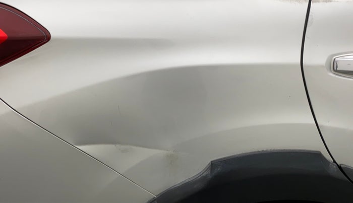 2016 Honda BR-V 1.5 i-VTEC VX, Petrol, Manual, 54,252 km, Right quarter panel - Minor scratches