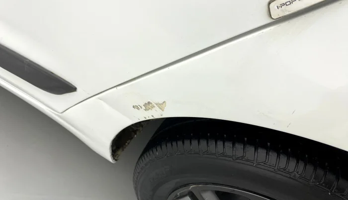 2019 Hyundai Elite i20 SPORTZ PLUS 1.2, Petrol, Manual, 29,829 km, Left quarter panel - Paint has minor damage