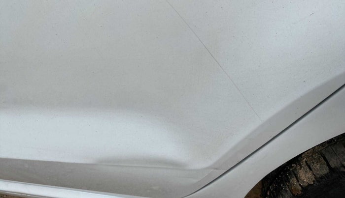2013 Volkswagen Vento HIGHLINE PETROL, Petrol, Manual, 66,535 km, Rear left door - Minor scratches