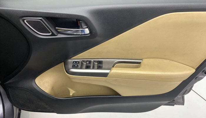 2017 Honda City 1.5L I-VTEC ZX CVT, Petrol, Automatic, 76,633 km, Driver Side Door Panels Control