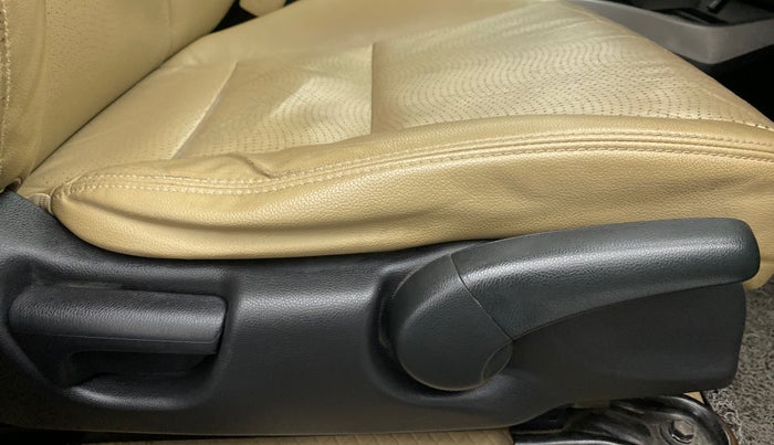 2017 Honda City 1.5L I-VTEC ZX CVT, Petrol, Automatic, 76,633 km, Driver Side Adjustment Panel