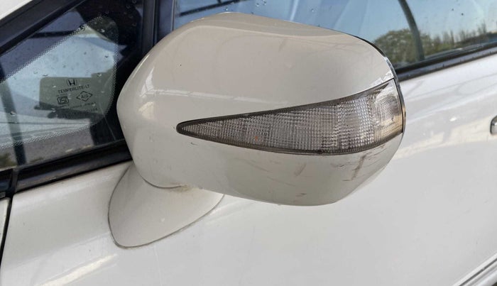 2012 Honda Civic 1.8L I-VTEC V AT SUNROOF, Petrol, Automatic, 56,583 km, Left rear-view mirror - Cover has minor damage