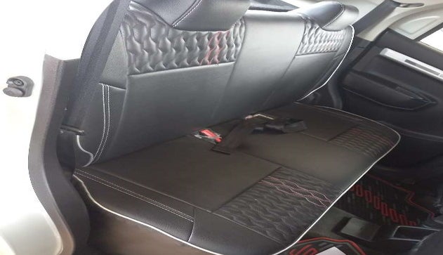 2022 Maruti S PRESSO VXI+, Petrol, Manual, 7,324 km, Second-row right seat - Cover slightly stained