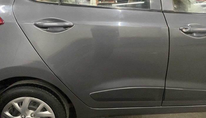 2018 Hyundai Grand i10 SPORTZ 1.2 KAPPA VTVT, Petrol, Manual, 50,688 km, Right rear door - Weather strip has minor damage