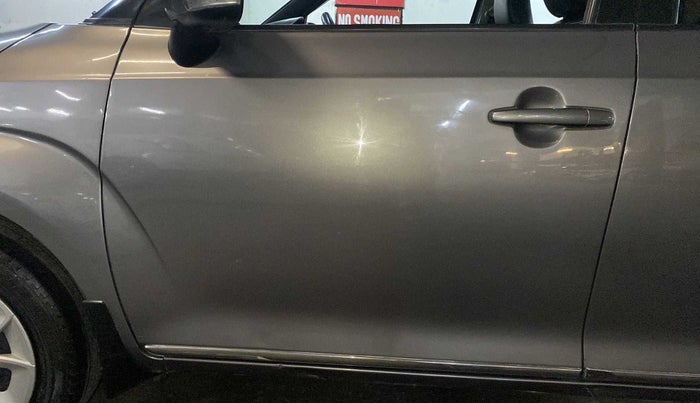 2018 Maruti IGNIS DELTA 1.2 AMT, Petrol, Automatic, 43,453 km, Front passenger door - Slightly dented