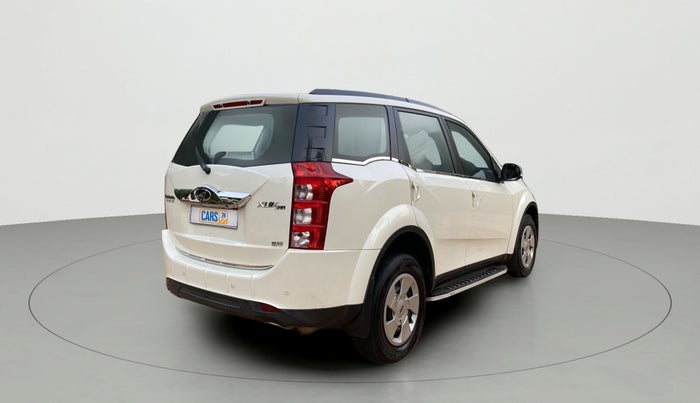 2017 Mahindra XUV500 W6, Diesel, Manual, 73,533 km, Right Back Diagonal