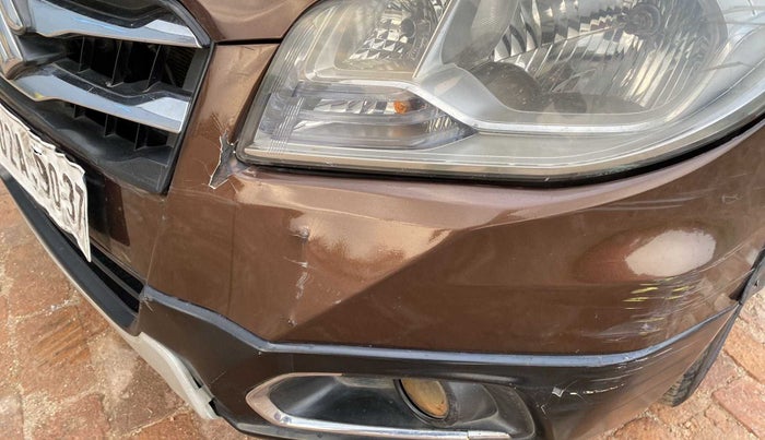 2016 Maruti S Cross ZETA 1.3, Diesel, Manual, 1,17,732 km, Front bumper - Paint has minor damage