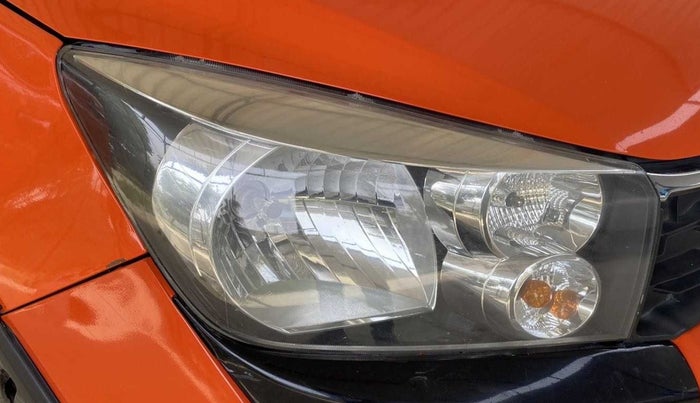 2018 Maruti Celerio X ZXI (O) AMT, Petrol, Automatic, 1,24,932 km, Right headlight - Headlight parking bulb fused