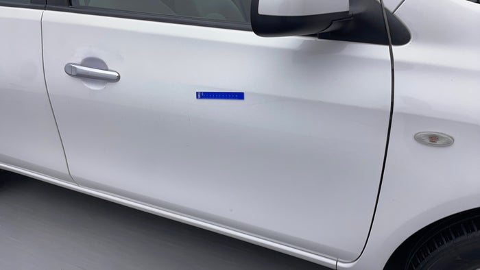 NISSAN SUNNY-Door Exterior RHS Front Multiple Minor Cosmetic Imperfections