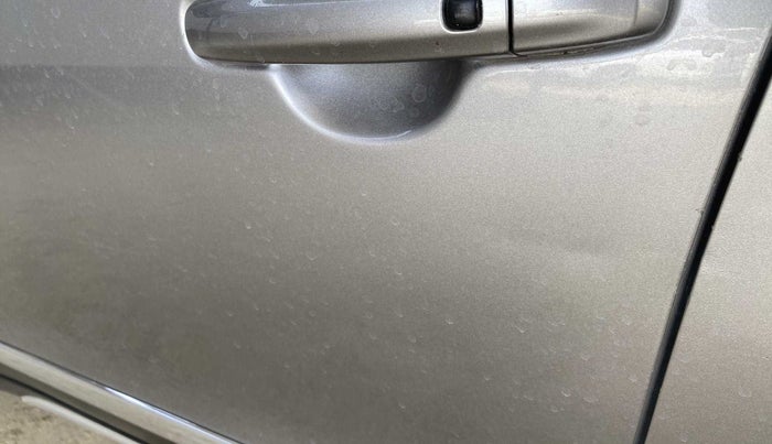 2018 Maruti S Cross ZETA 1.3, Diesel, Manual, 82,705 km, Front passenger door - Minor scratches