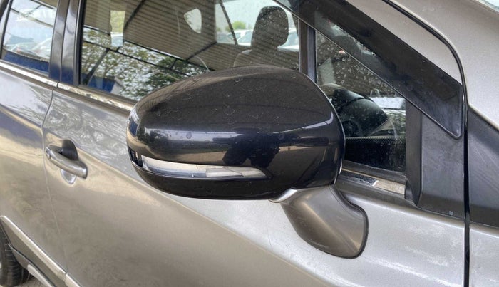 2018 Maruti S Cross ZETA 1.3, Diesel, Manual, 82,705 km, Right rear-view mirror - Indicator light has minor damage