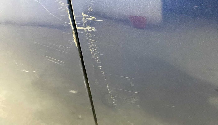 2019 Maruti IGNIS DELTA 1.2, Petrol, Manual, 20,364 km, Driver-side door - Minor scratches