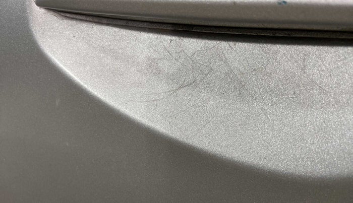 2020 Hyundai NEW SANTRO SPORTZ CNG, CNG, Manual, 18,088 km, Front passenger door - Minor scratches