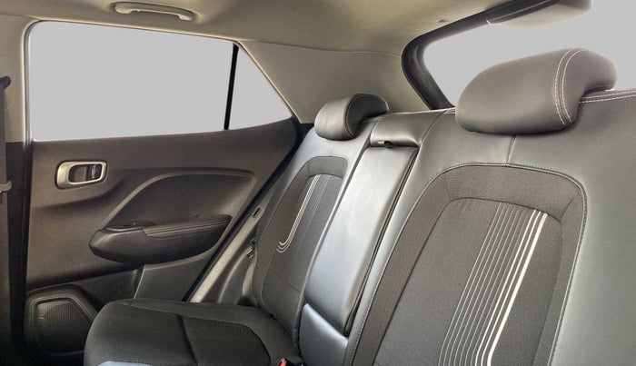 2020 Hyundai VENUE SX 1.0 (O) TURBO IMT, Petrol, Manual, 11,957 km, Right Side Rear Door Cabin