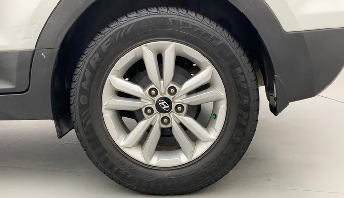 2016 Hyundai Creta SX PLUS AT 1.6 DIESEL, Diesel, Automatic, 1,11,380 km, Left Rear Wheel