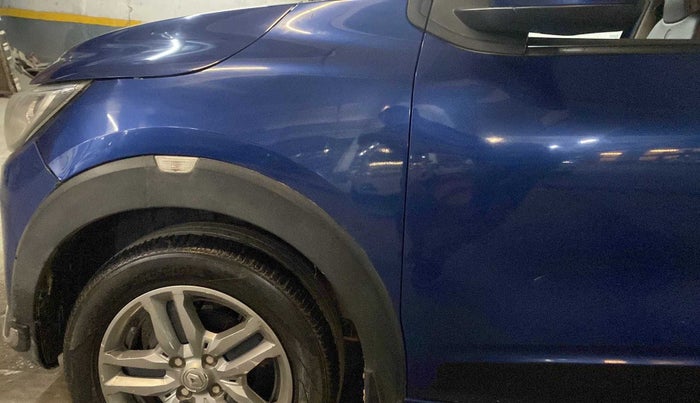 2019 Renault TRIBER RXZ, Petrol, Manual, 62,459 km, Left fender - Cladding has minor damage