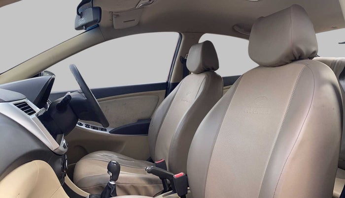 2014 Hyundai Verna FLUIDIC 1.4 VTVT, Petrol, Manual, 48,639 km, Right Side Front Door Cabin