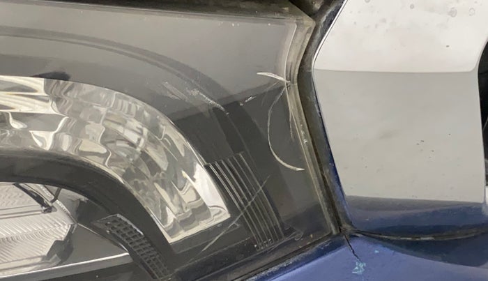 2017 Maruti S Cross ALPHA 1.3, Diesel, Manual, 51,602 km, Right headlight - Minor damage